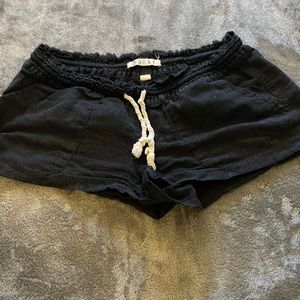 Roxy Women’s Black Linen Shorts